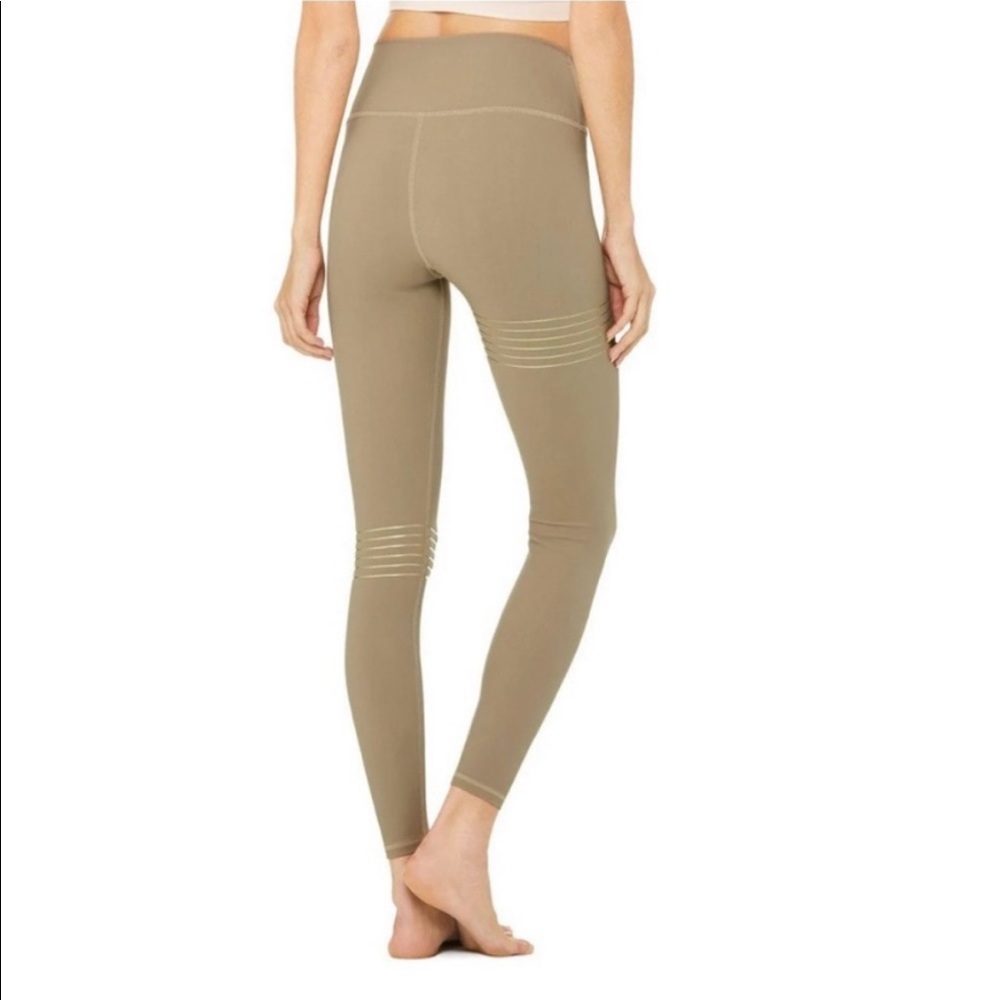 Alo Yoga Vapor Leggings